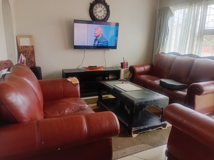 2 Bedroom Property for Sale in Amalinda Eastern Cape